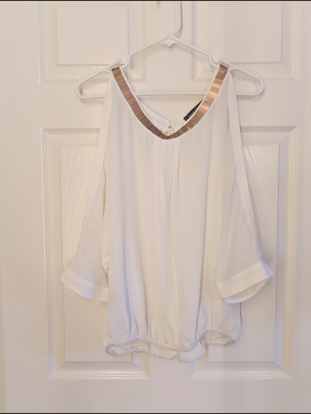Chiffon Sleeve & Back Cutout Top with Metallic Trim - White